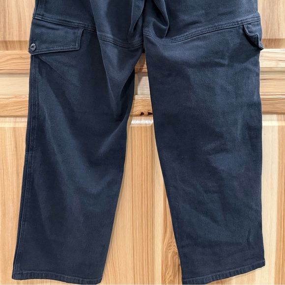 Wilfred Aritzia Black High-Waisted Contemporary Cargo Alternative Chic Vibes - Picture 7 of 13